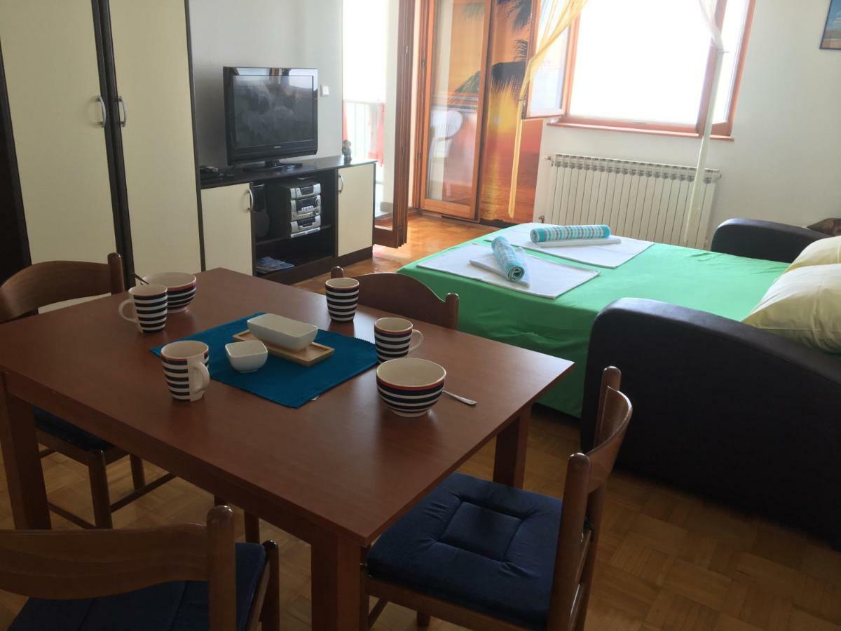 Apartman Mimoz Senj  Exterior foto