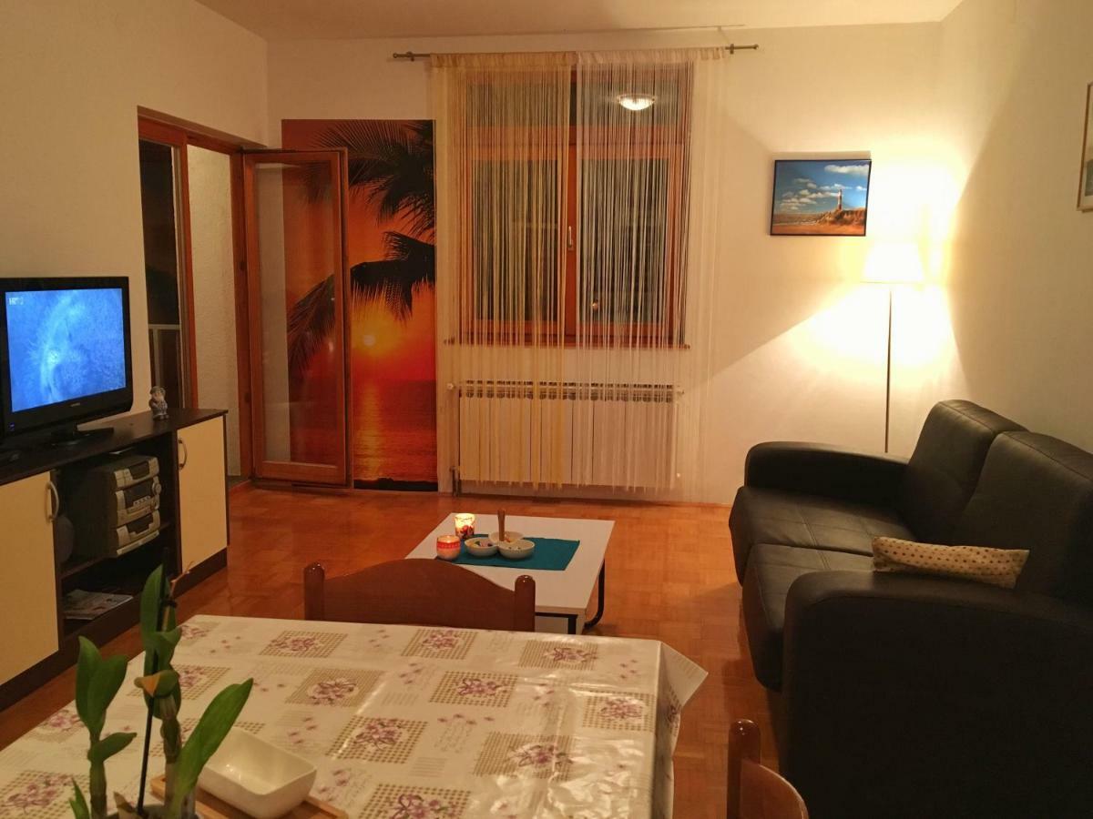 Apartman Mimoz Senj  Exterior foto